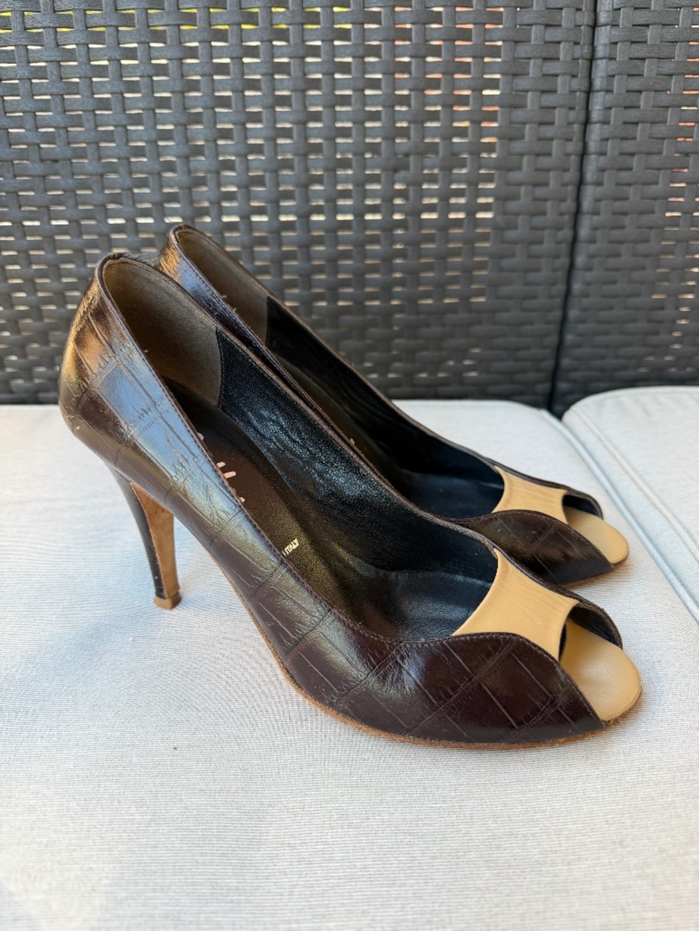 Butter leather women heels, size EU8